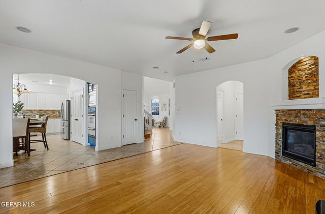 1537 Snowy Plover Street, El Paso, TX 79928