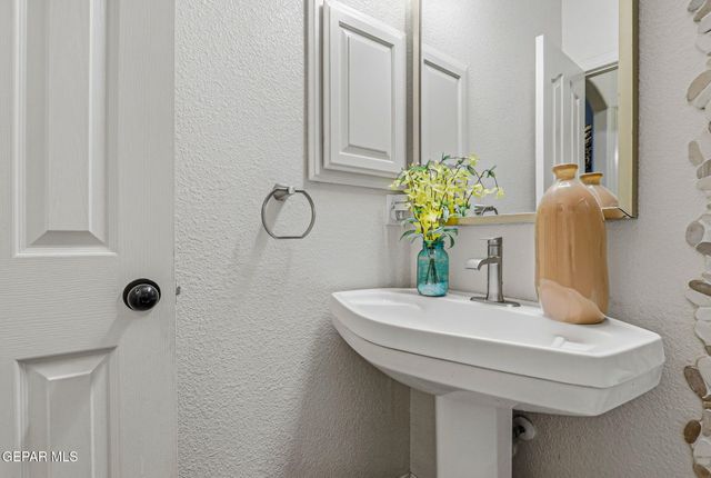 1537 Snowy Plover Street, El Paso, TX 79928