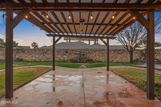 1537 Snowy Plover Street, El Paso, TX 79928