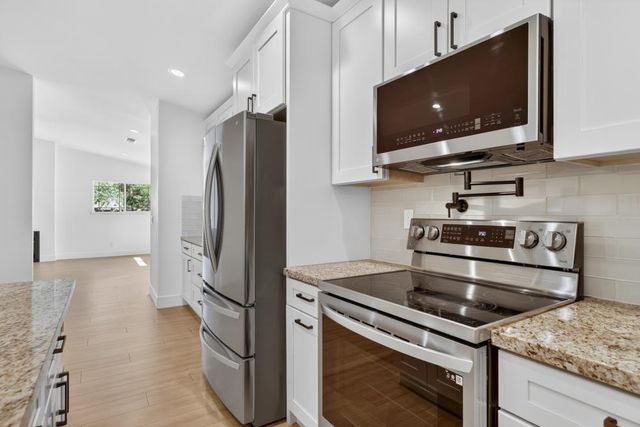 3400 Oxford Ct, Cameron Park, CA 95682