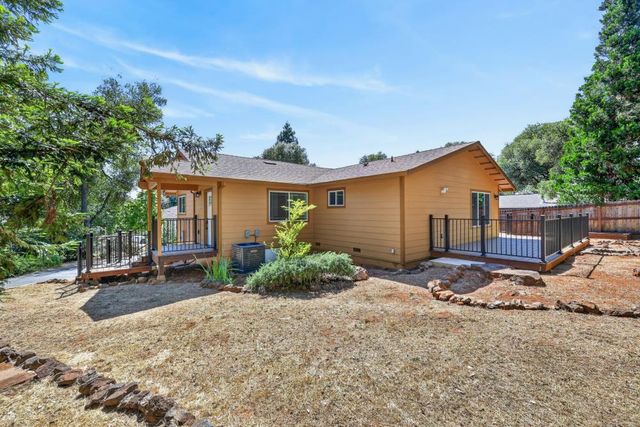 3400 Oxford Ct, Cameron Park, CA 95682