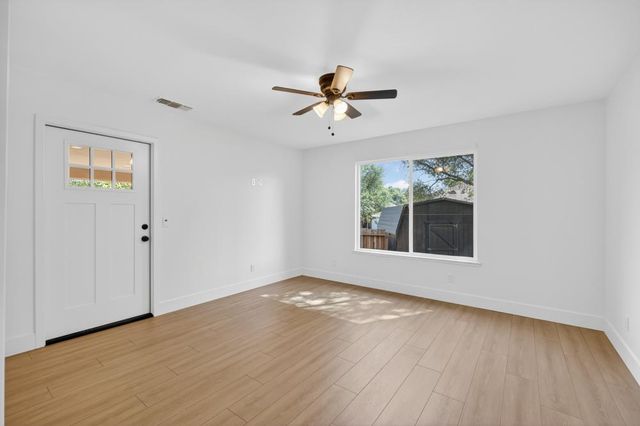 3400 Oxford Ct, Cameron Park, CA 95682