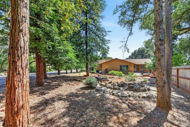 3400 Oxford Ct, Cameron Park, CA 95682