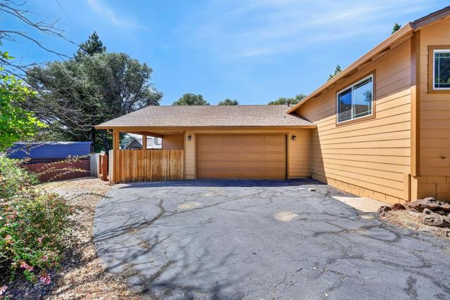 3400 Oxford Ct, Cameron Park, CA 95682