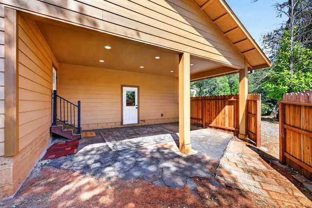 3400 Oxford Ct, Cameron Park, CA 95682