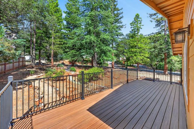 3400 Oxford Ct, Cameron Park, CA 95682