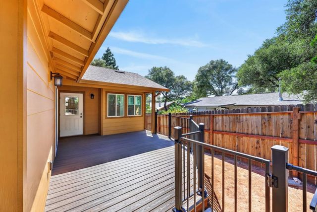 3400 Oxford Ct, Cameron Park, CA 95682