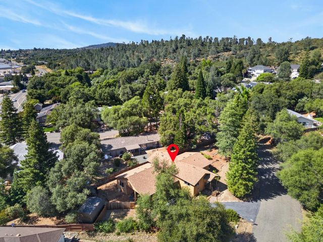 3400 Oxford Ct, Cameron Park, CA 95682