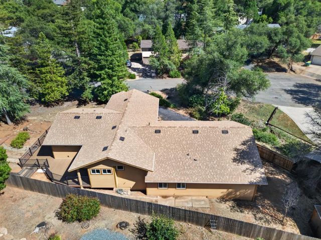 3400 Oxford Ct, Cameron Park, CA 95682