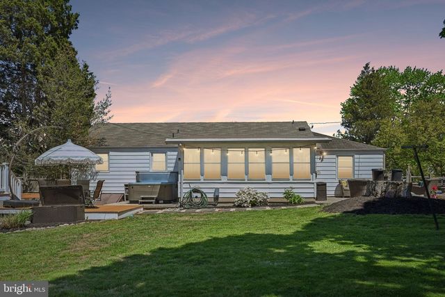 3216 W SUNSET AVE, Eagleville, PA 19403