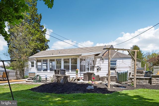 3216 W SUNSET AVE, Eagleville, PA 19403
