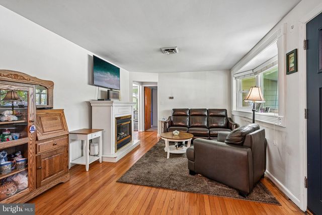 3216 W SUNSET AVE, Eagleville, PA 19403