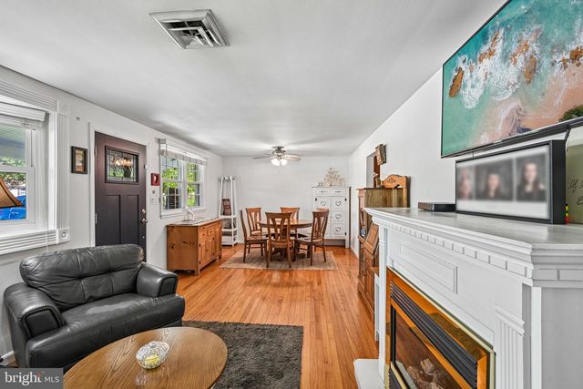 3216 W SUNSET AVE, Eagleville, PA 19403