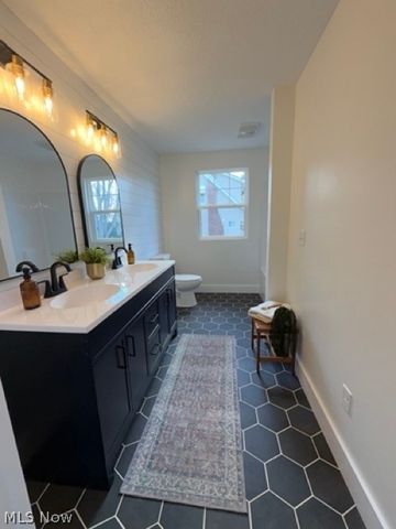 6446 Navarre Road SW, Navarre, OH 44662