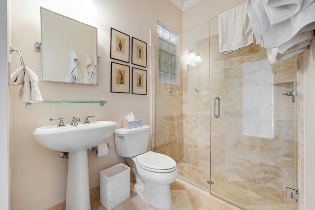 807 Floret Drive, Palm Beach Gardens, FL 33410