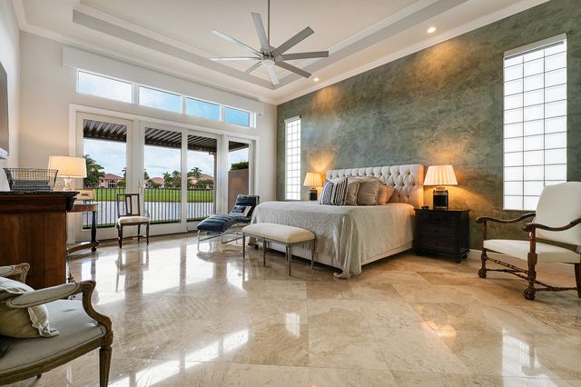 807 Floret Drive, Palm Beach Gardens, FL 33410