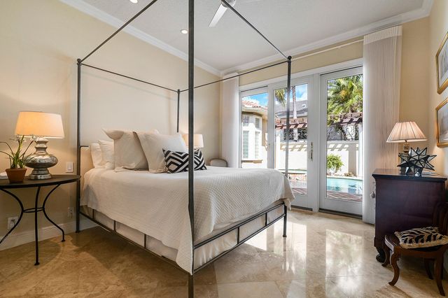 807 Floret Drive, Palm Beach Gardens, FL 33410