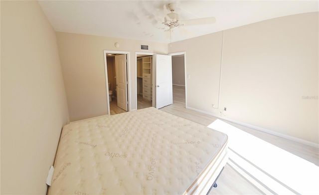 1650 PINE TREE LANE 204, Sarasota, FL 34236