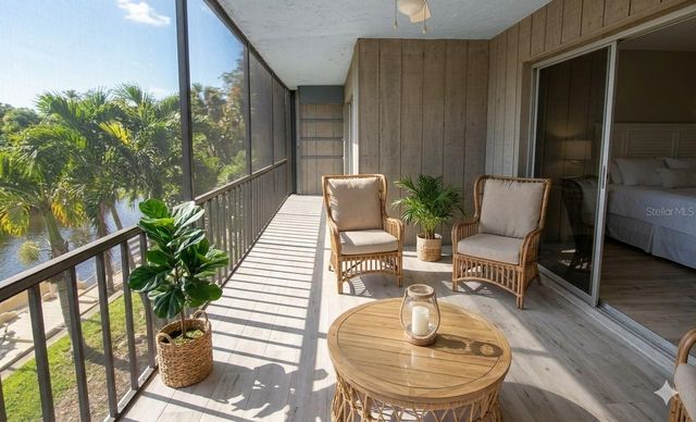 1650 PINE TREE LANE 204, Sarasota, FL 34236