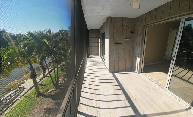 1650 PINE TREE LANE 204, Sarasota, FL 34236