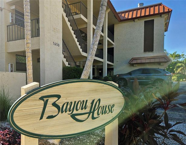 1650 PINE TREE LANE 204, Sarasota, FL 34236