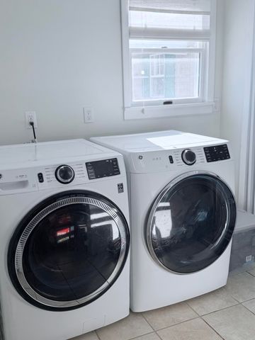 23 South Street, Champlain, NY 12919