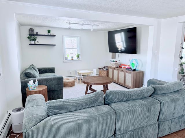 23 South Street, Champlain, NY 12919