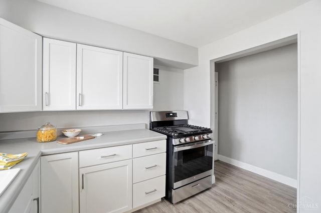 500 Schuyler Drive, Kettering, OH 45429