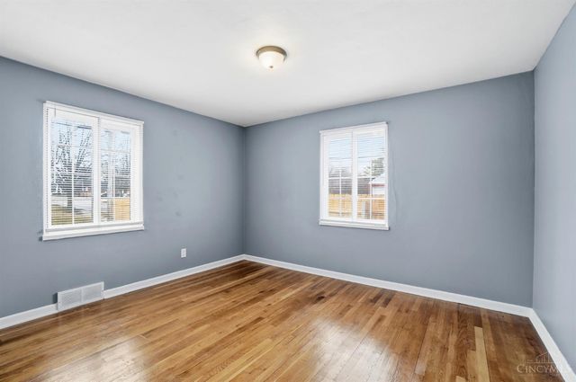 500 Schuyler Drive, Kettering, OH 45429