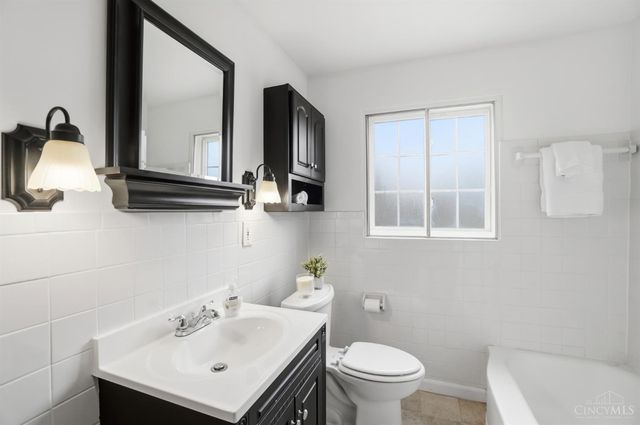 500 Schuyler Drive, Kettering, OH 45429