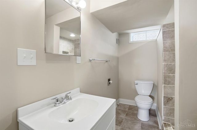 500 Schuyler Drive, Kettering, OH 45429