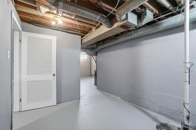 500 Schuyler Drive, Kettering, OH 45429