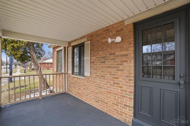 500 Schuyler Drive, Kettering, OH 45429