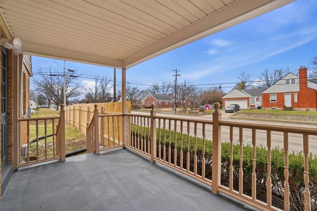 500 Schuyler Drive, Kettering, OH 45429