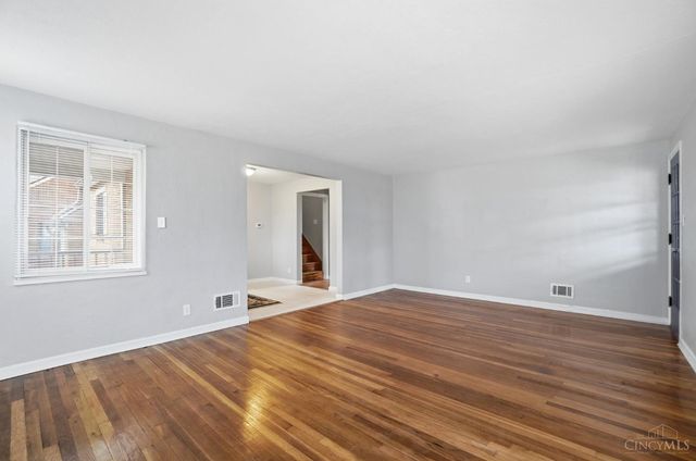 500 Schuyler Drive, Kettering, OH 45429