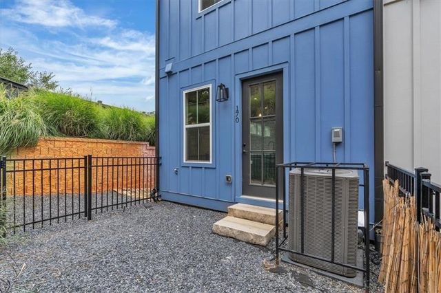 170 Color Circle, Atlanta, GA 30317