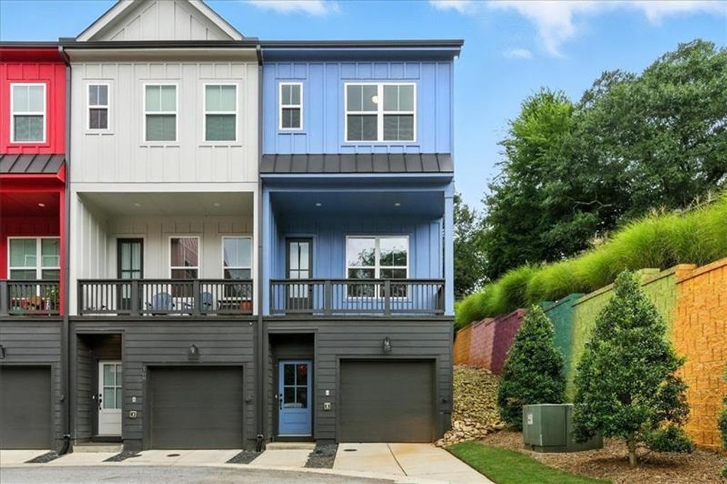 170 Color Circle, Atlanta, GA 30317