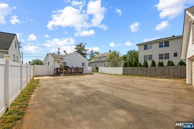 58 Grove Street, South Hackensack, NJ 07606