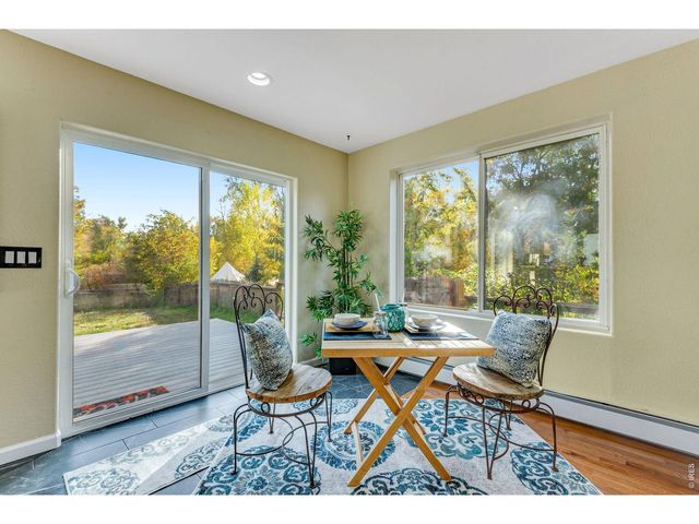217 Park St, Lyons, CO 80540