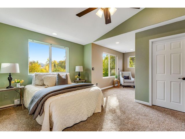 217 Park St, Lyons, CO 80540