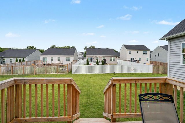 157 Cresting Road 157 Cresting Road, Fairborn, OH 45324