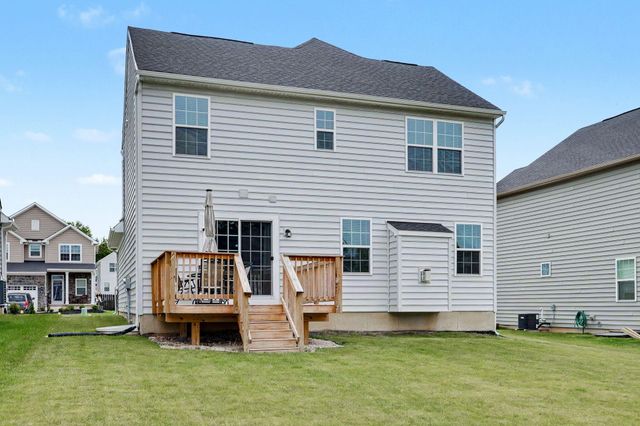 157 Cresting Road 157 Cresting Road, Fairborn, OH 45324