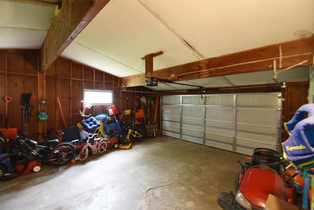 314 15th Ave. N.E., Independence, IA 50644