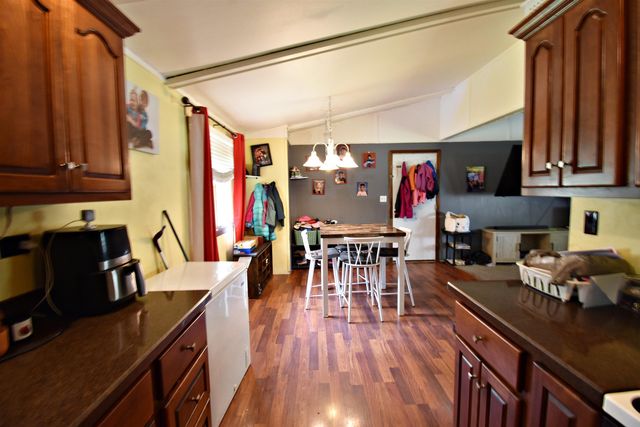 314 15th Ave. N.E., Independence, IA 50644