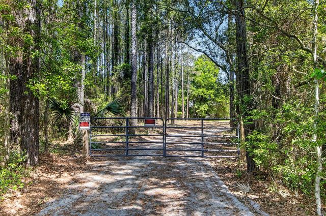 1049 Main Sail Court, Awendaw, SC 29429