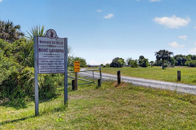 1049 Main Sail Court, Awendaw, SC 29429