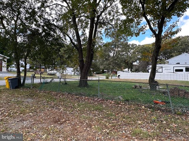 441 & 425 CAROLINA AVE, Pasadena, MD 21122