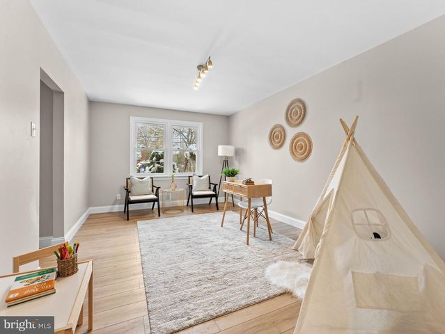 302 CORNELL AVE, Stratford, NJ 08084