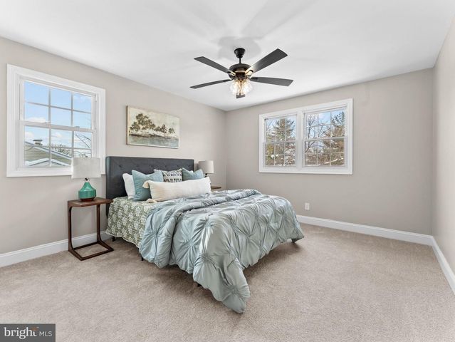 302 CORNELL AVE, Stratford, NJ 08084