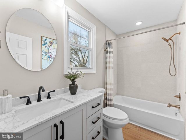 302 CORNELL AVE, Stratford, NJ 08084